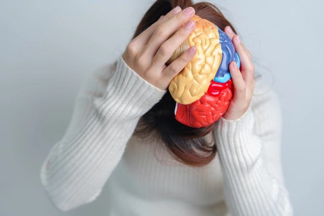  Early Signs of Neurological Disorders | Dr Deepak Aiwale